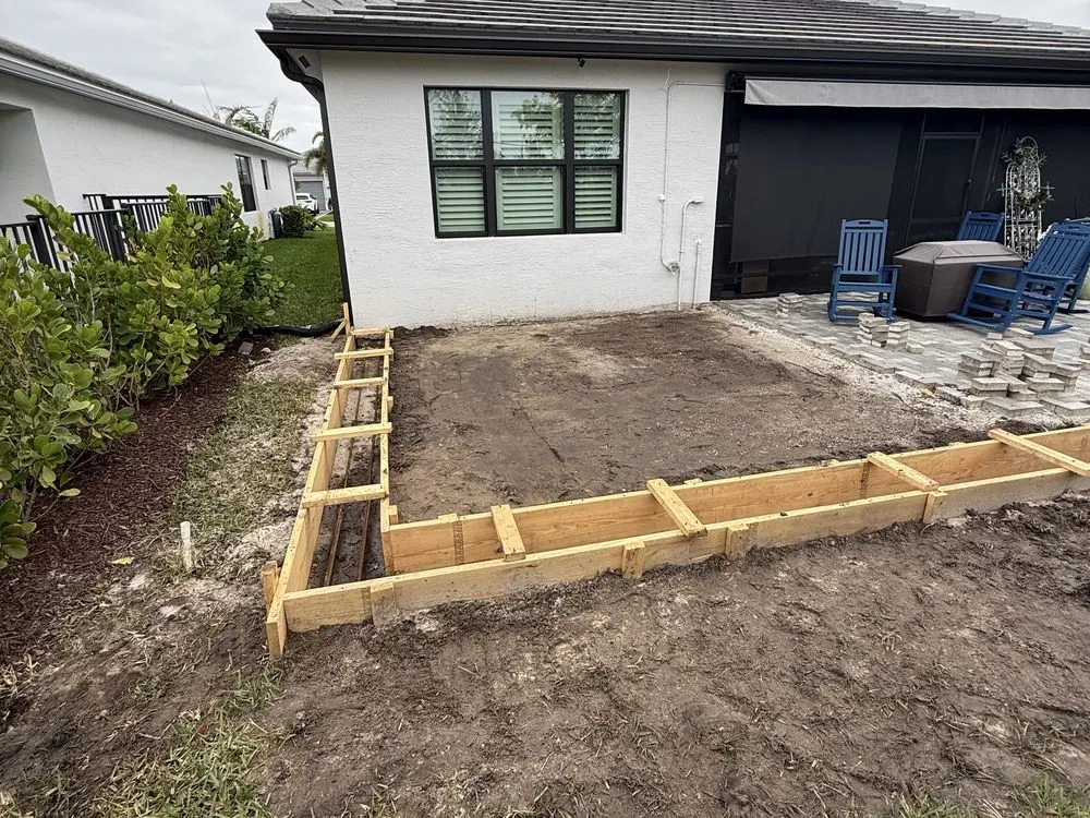 Finished paver patio with seating