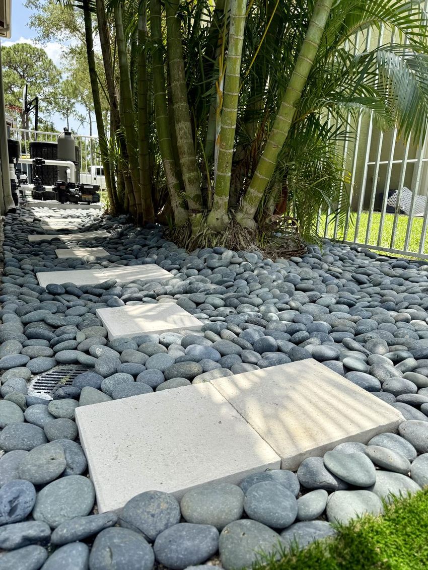 Pebble path with stepping pavers